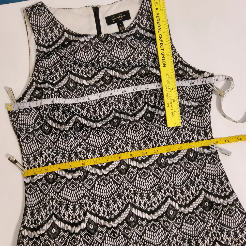 Jessica Simpson Black/White Eyelet Embroidered Lace Sleeveless Sheath Dress Sz8 - Picture 5 of 10